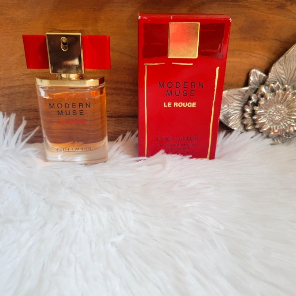Modern Muse by Estee Lauder